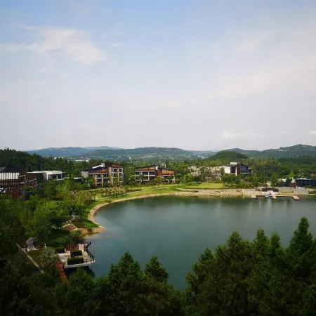 Jinshuo Holiday Hotel