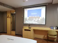 國中優客飯店（恐龍博物館店） - 廚房