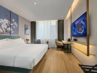 Magnotel Hotel (Huludao Passenger Terminal) Hotels in Huludao
