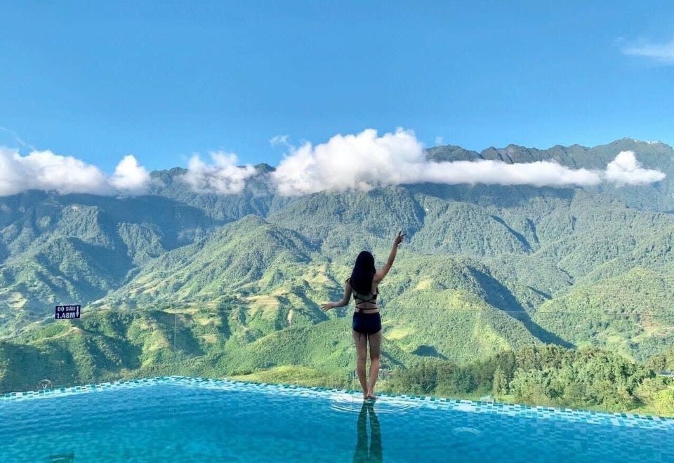 2. 밤부 스파 호텔..