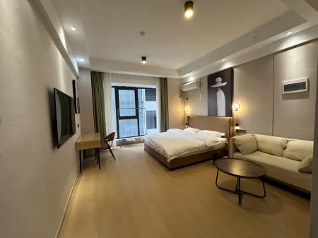 ShangQiuLuDao Hotel Отели рядом с достопримечательностью «Shangqiu Institute of Technology»