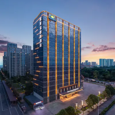 Days Hotel by Wyndham Chengdu Wenjiang Hotels near Wenjiang Railway Station