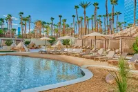 Virgin Hotels Las Vegas, Curio Collection by Hilton - Romantische