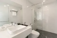Khách sạn Menrva Các khách sạn gần Vườn hoa Tố Hữu