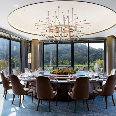 Easeland Hotel Guangzhou Отели рядом с достопримечательностью «Гора Байюн»