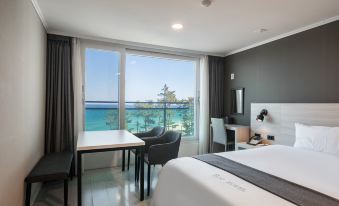 Gyeongpo Soo Hotel