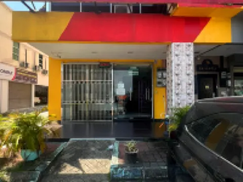 New Wave Hotel Rawang Hotels in Rawang