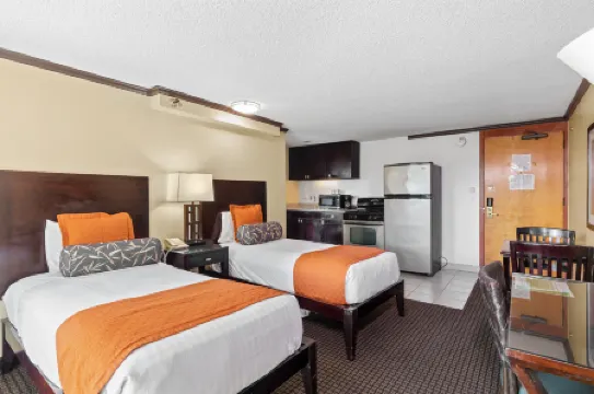 Castle Bamboo Waikīkī Hotel