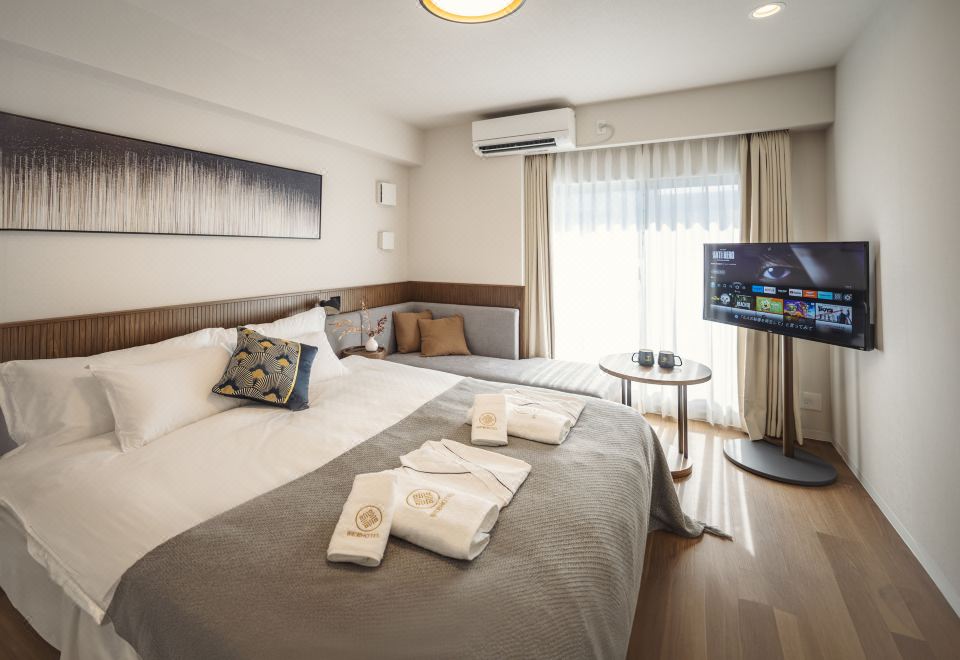 Tanimachi Namba East43 사진