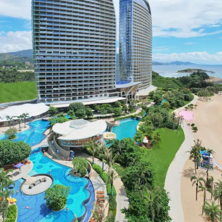 Silver Sands Hotel By RìChū