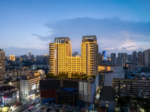 麗楓飯店（海口萬國大都會騎樓老街店） 精選 Photos