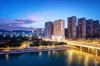 Deyang Ruijingda Hotel Hotels near Shengtang Mo'er Shopping Plaza