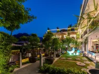 Xi'an Zhongnan Zhuyuan Hotel Hotels near Cuihua Mountain