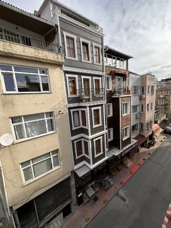 Taksim la Marino Hotel