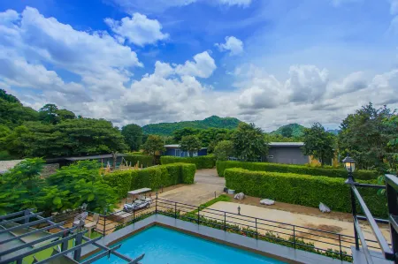 TheX10 Privatepool Villa Kho yai Отели в г. Пак-Чонг