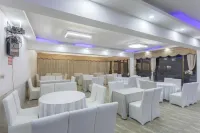 Qinghe Ruijin Private Soup Hot Spring Hotel (Li County Bipenggou Scenic Area Store) Hotels in Li County