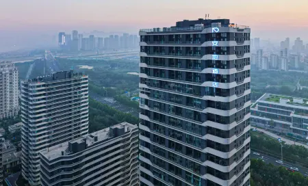 ANDEE HOTEL Отели рядом с достопримечательностью «Lingshanwan Seaside Park»