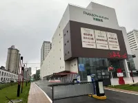 Yun · Jizhu Designer Homestay (Datong South Station Fangte Happy World Store) Hotel dekat Datong Sports Center