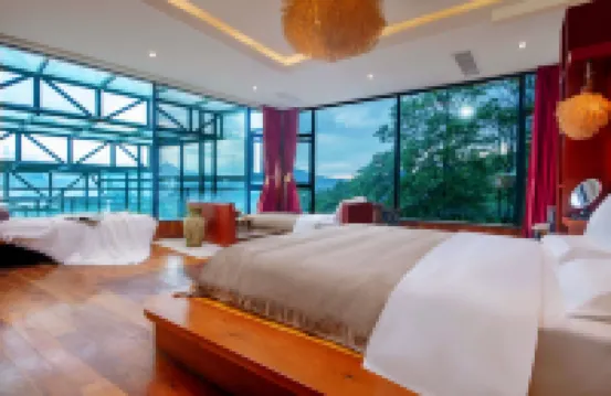 Lijiang LiuLigong 360 degrees Hot Spring Hotel
