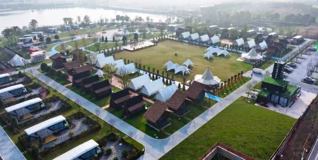 Fengyun Holiday Villa Отели рядом с достопримечательностью «Weimei Health Valley Tourism Resort»