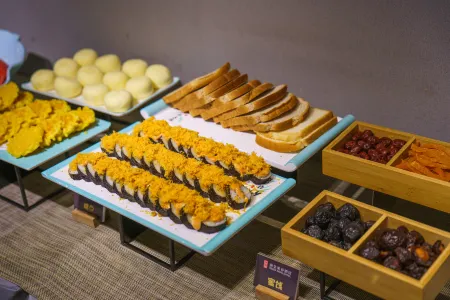 Rezen Dong Hotel (Chongqing Guanyinqiao) Отели рядом с достопримечательностью «Hong'en Temple Forest Park»