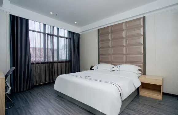 來鳳帝豪商務大酒店