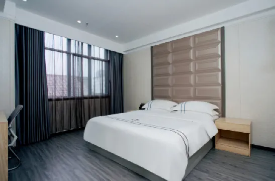 Laifeng Dihao Business Hotel