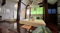 Doinpin 8-Timeless House Chiang Mai