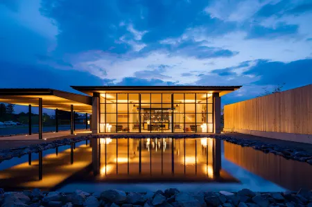 Hotel Vison Отели рядом со станцией JR Taki station