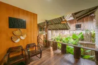 Monruamsuk Homestay Cafe and Bistro Hotels near Chae Son National Park
