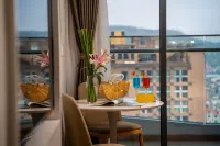 Khách sạn DeLaSea  Hạ Long Các khách sạn gần Valley Beach Club - beach