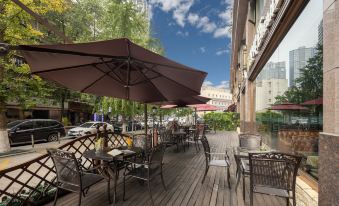 Qingtong City Hotel (Chengdu Kuanzhai Alley Huapaifang Subway Station Branch)