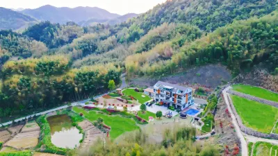 Yundu Lin'an Mountain Wild Resort Homestay (Daming Mountain Fengzhigu Branch) Hotels near Dongta Tower