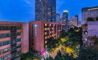 HanTing Hotel (Chengdu Tianfu Square Subway Station)
