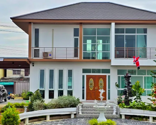 Tiny Island Lake Lodge Hotels near Bang Khae
