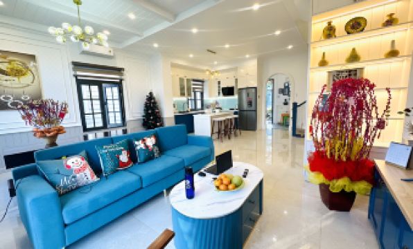3 bedroom seafront Cherry Villa - Novaworld Phan Thiet