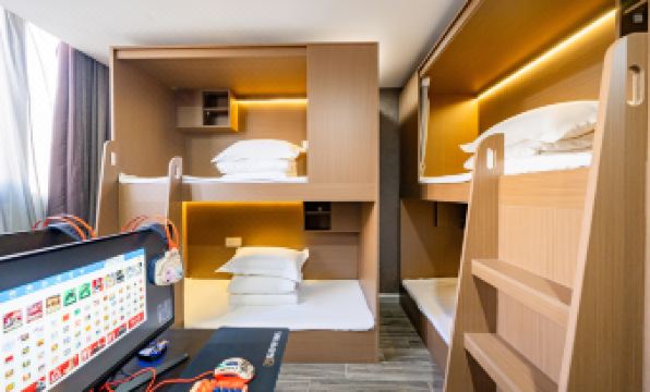 Jiting E-sports Hotel (Wujiaochang Shanghai Sports University Branch)