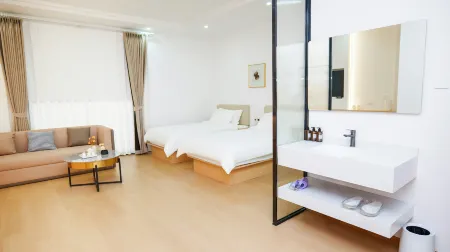 Zhangzhou Miko Hotel (Changtai  Square Branch) Отели рядом с достопримечательностью «Xiaohuang Mountain Scenic Area»