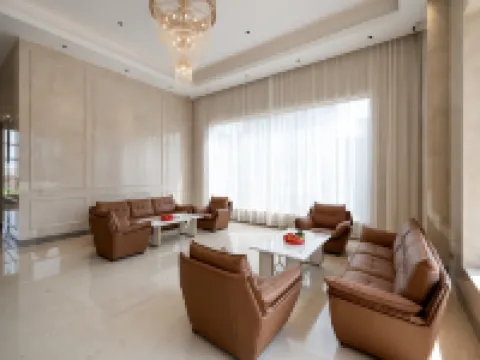 Vienna Hotel (Xuwen Branch) Hotels in Xuwen