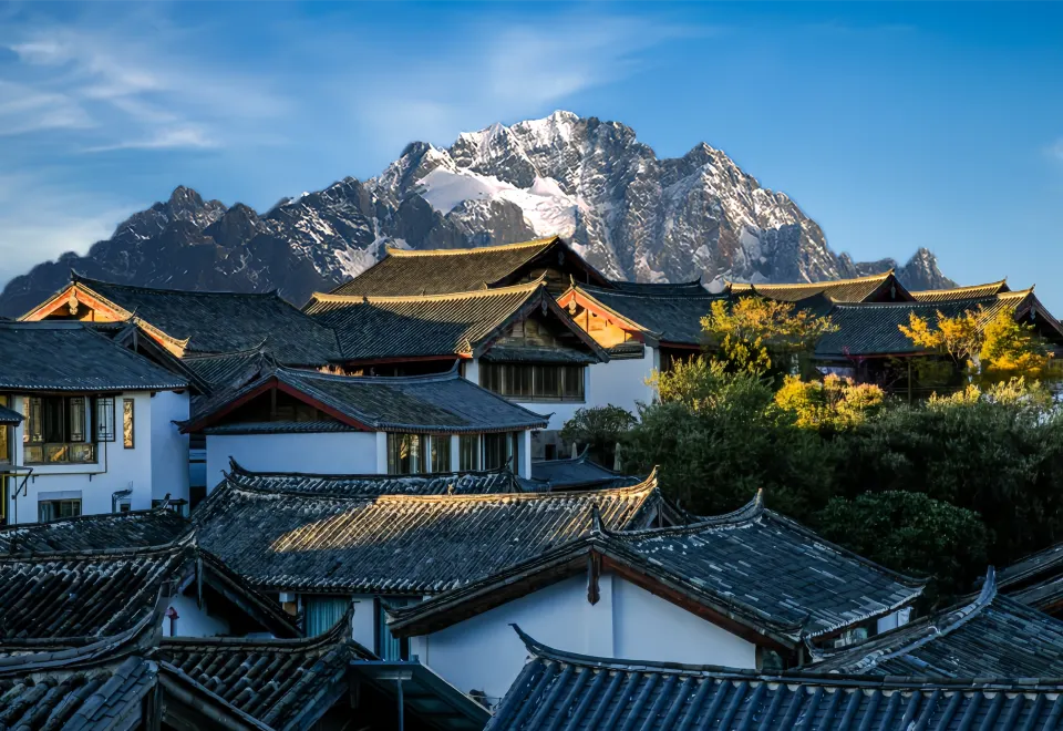 麗江古城·半山漫庭·日照金山雪山勝景觀景度假民宿（四方街店） - 2026