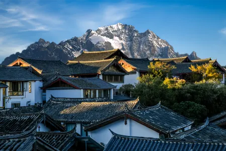 Manty House (Lijiang) Отели рядом с достопримечательностью «Nine-Tripod Dragon Pond»