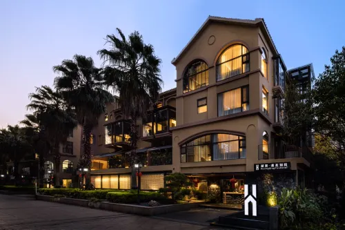 Hu Jing Qing You Hotel Hotels in Kunming