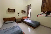 Jirek Homestay Bukittinggi Hotels in Kubu Gulai Bancah