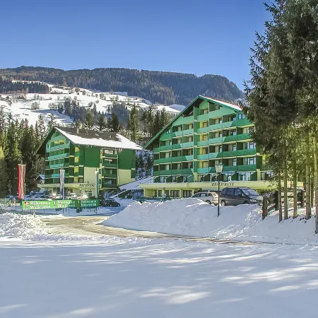 Alpine Club Resort