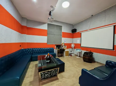 Chengdong Xiangshu · Xiwang Chinese Inn Отели в г. Жучэн