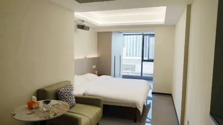 Guangde Junqi Hotel Отели в г. Гуанде