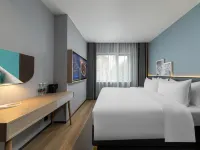 Country Inn & Suites by Radisson, Beijing Central Academy of Fine Arts Wangjing Subway Station Hotels near Wangjing