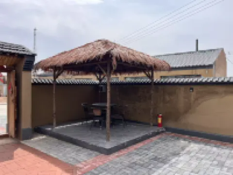 Lichangqing folk-custom resort