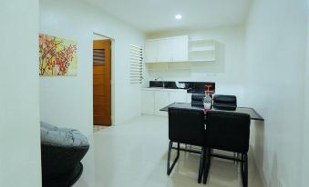 LJENJ Apartelle Near Clark Airport
