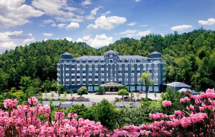 Jinggangshan. Zhuxuan Hotel (Jinggangshan Ciping Scenic Area Branch)